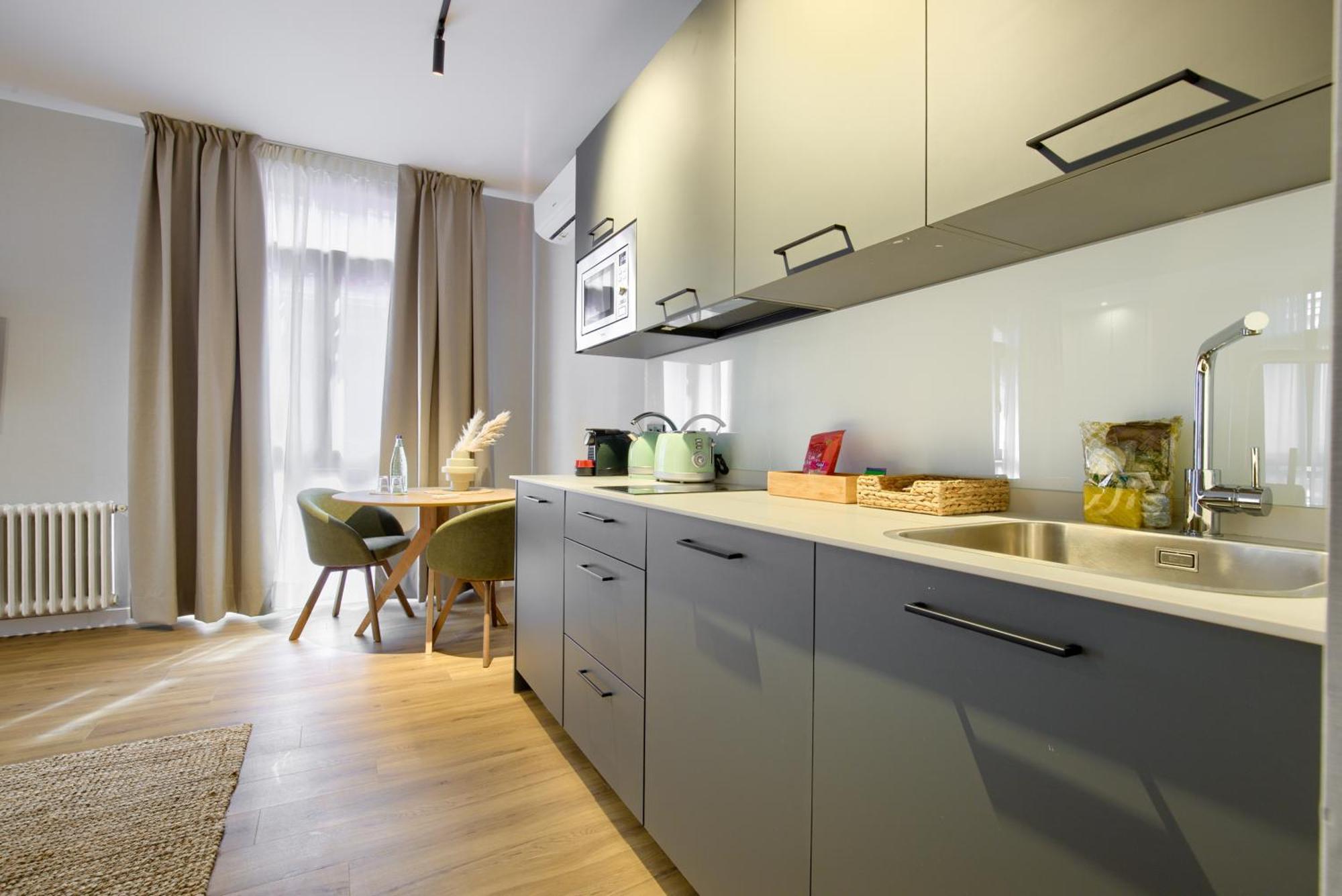 Apartament Dobo Madrid Justicia Zewnętrze zdjęcie