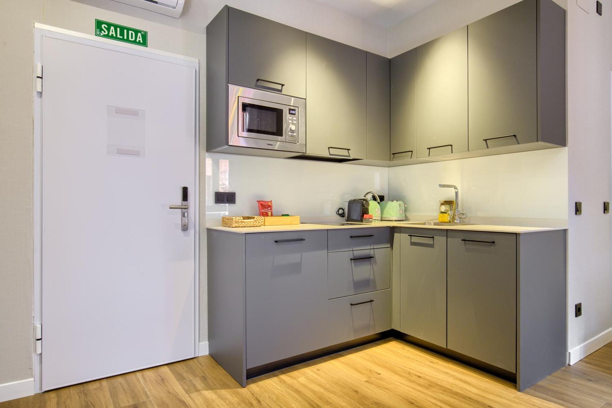 Apartament Dobo Madrid Justicia Zewnętrze zdjęcie